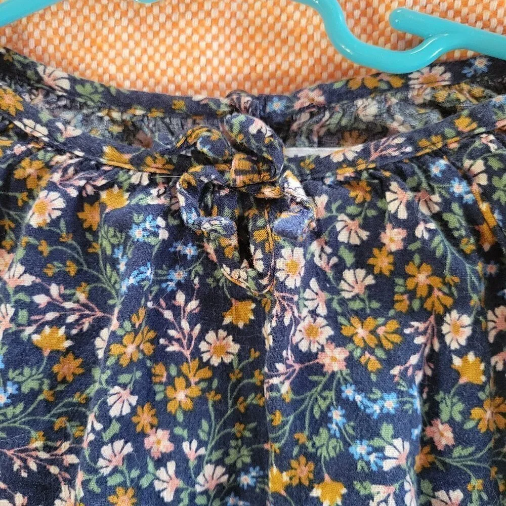Old Navy Girls Navy Blue LongSleeve Blouse With Multicolored Assorted Flowers 3T